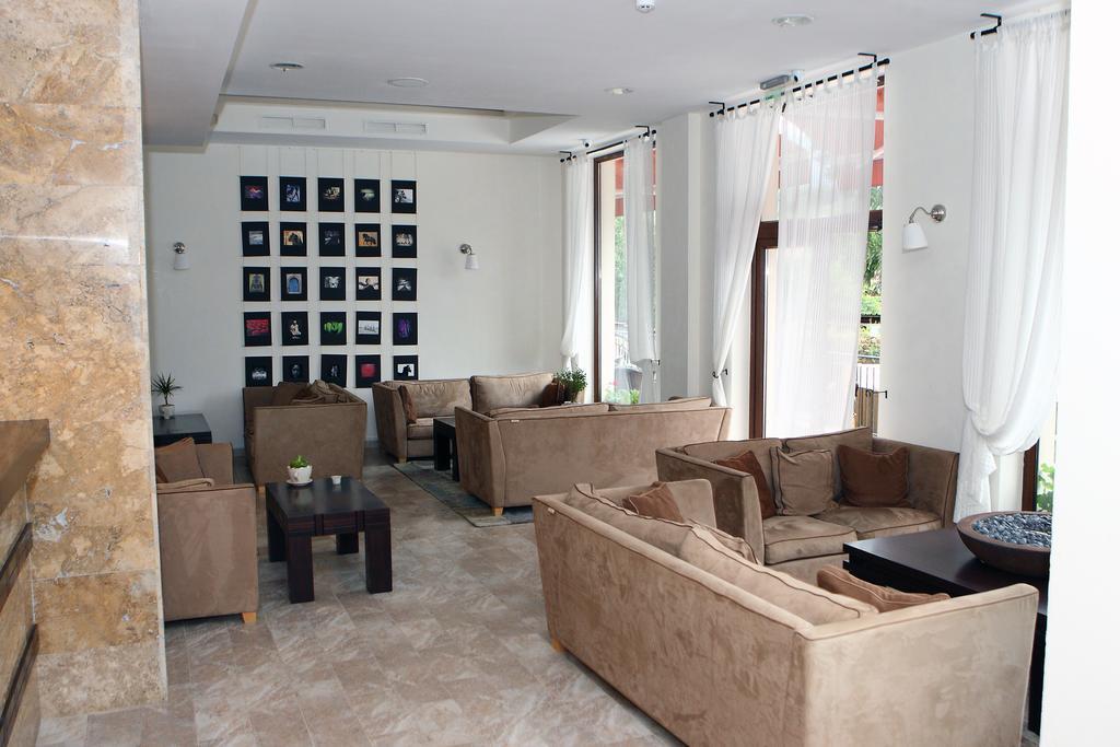 Hotel Par Avion Apriltsi  Extérieur photo