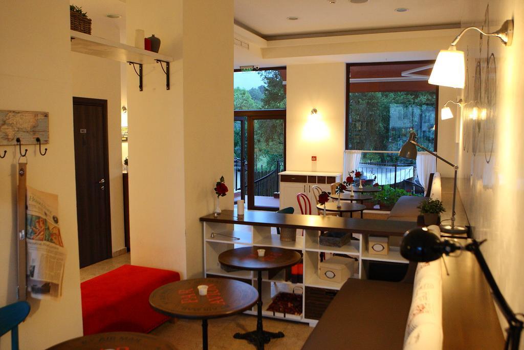 Hotel Par Avion Apriltsi  Extérieur photo
